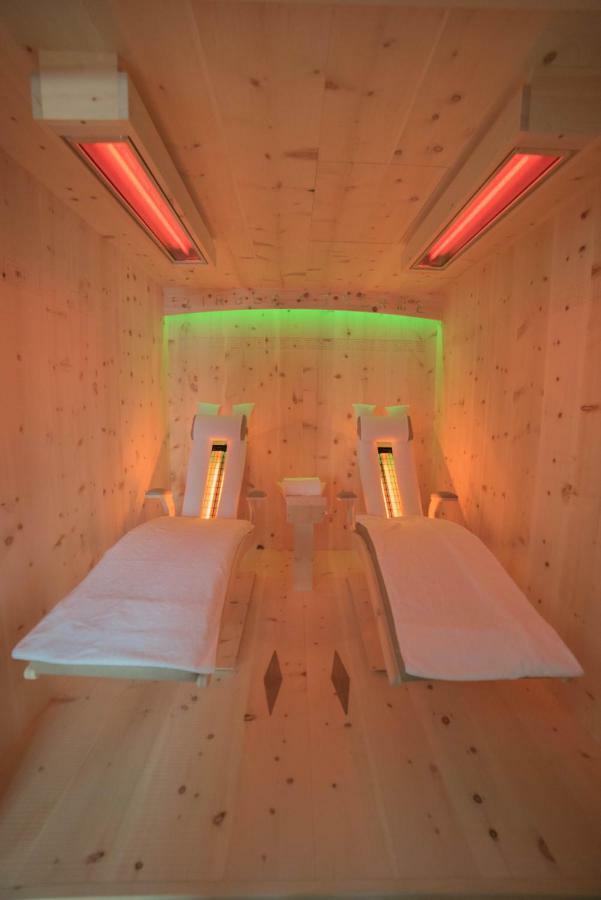 Braito'S Seaside Lodges Und Suites 哈尔登熙 外观 照片